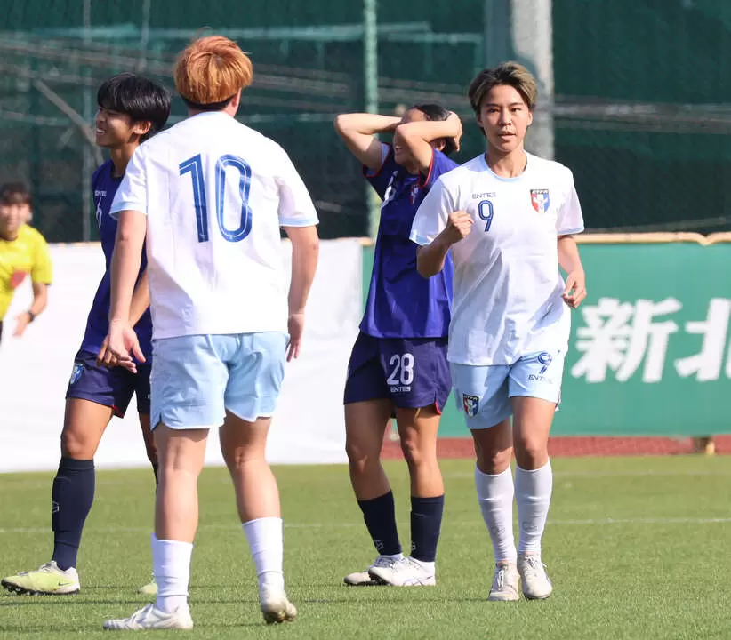 中華女足代表隊一開始就靠著許翊筠的進球取得領先。李天助攝