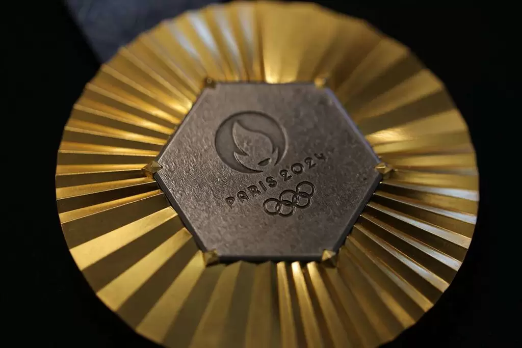 今年巴黎奧運獎牌由法國精品珠寶商 Chaumet 設計。法新社