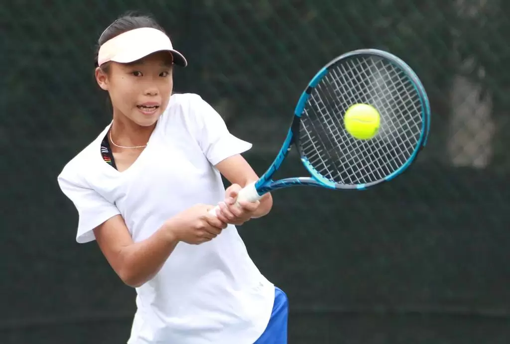 江采蓉以本屆年紀最小的身分奪下女子組冠軍。圓網1416公益信託基金提供