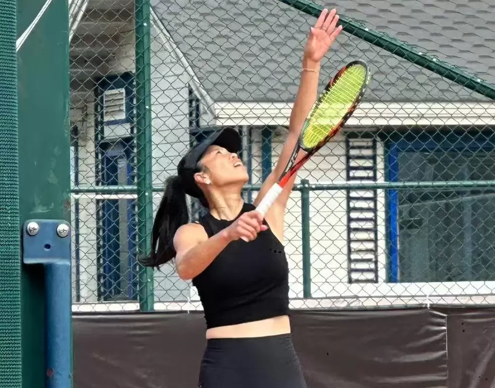 台灣一姐謝淑薇也到賽前練習。四維體育推廣教育基金會提供