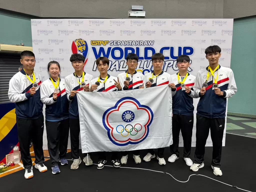 中華男隊勇奪世界盃藤球賽雙人賽三人賽雙銀。官方提供