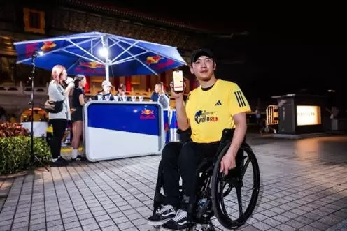 今年擔任台灣版「虛擬終結者號」的 YouTuber 椅人也共襄盛舉。Red Bull提供