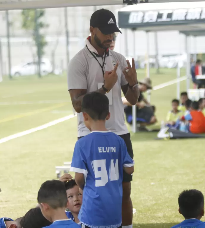  香港BOAS FC U8由巴西教練蒂亞戈(Thiago)領軍。詹健全攝