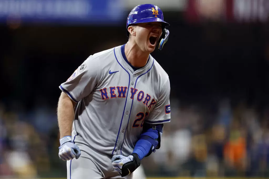 大都會阿隆索（Pete Alonso）打出逆轉三分砲。法新社