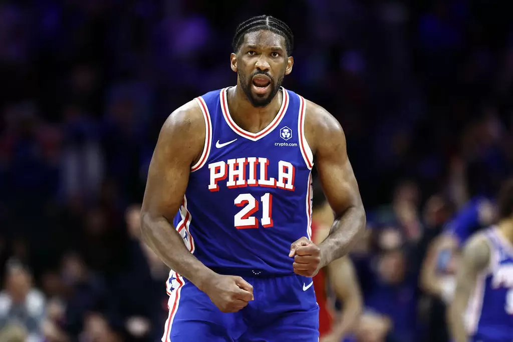 七六人一哥恩比德（Joel Embiid）地位受到挑戰。法新社