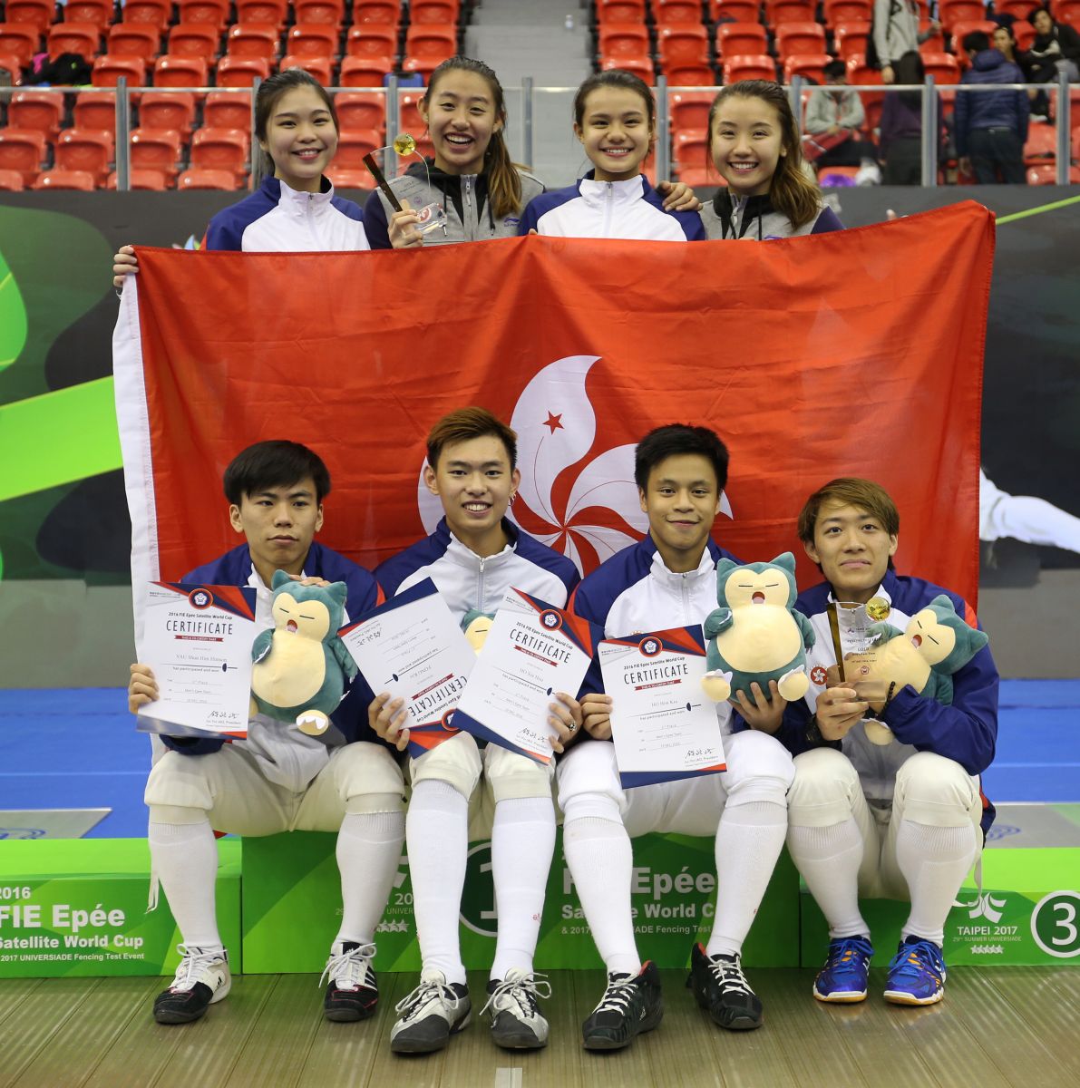 香港包辦男女團體金牌。中華民國擊劍協會提供