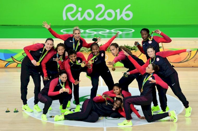 美國女籃堪稱本屆奧運真正"夢幻隊"，衛冕摘金。法新社