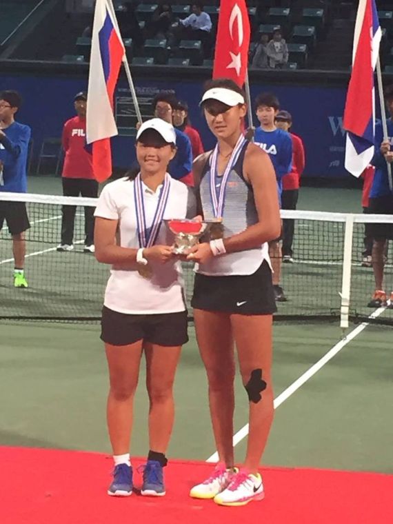李咩成為首位在大阪市長盃青少年網賽的首位封后的台灣女將。