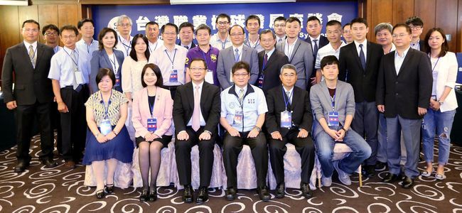 臺灣職業棒球發展座談會出席人員合照。（中職提供）