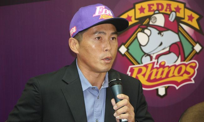 葉君璋接任犀牛總教練。（義大提供資料照）