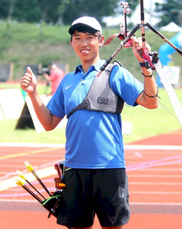 18歲小將李金糖射下這次反曲弓台灣的唯一1金。中華民國射箭協會提供