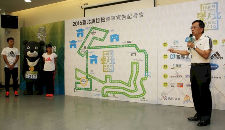 臺北馬拉松今年特別調整路線。(資料照，李天助攝)