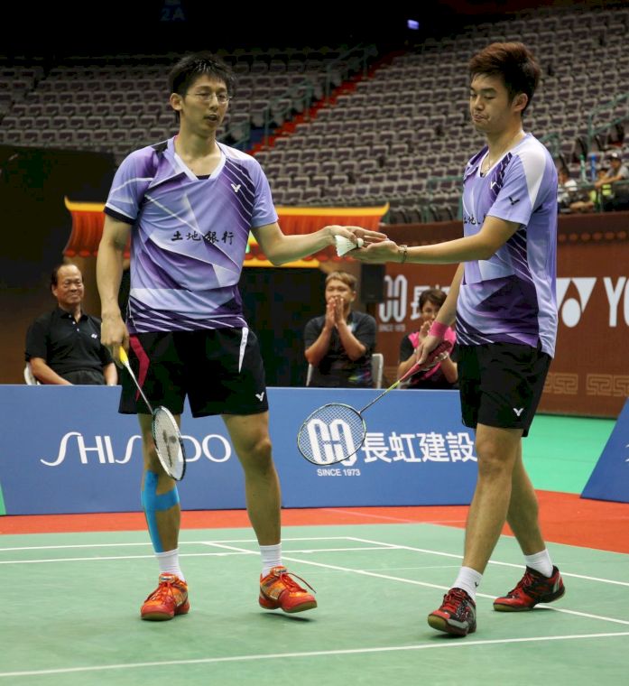 台灣男雙陳宏麟（左）王齊麟不敵對手，德國羽賽四強止步／資料照片