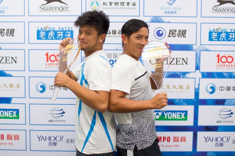 楊宗樺(左)、謝政鵬連兩年打下澳網外卡賽男雙冠軍。海碩整合行銷提供