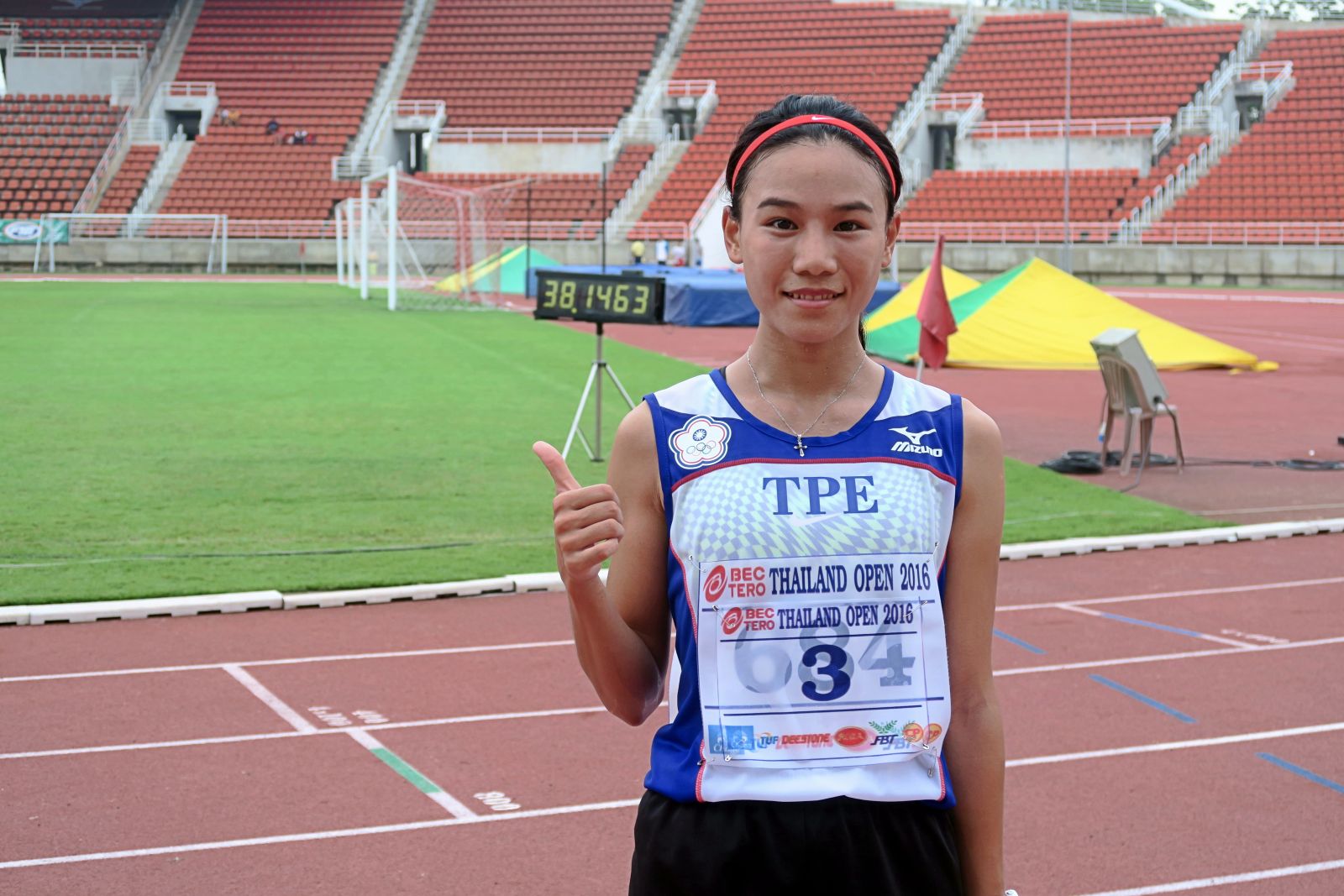 游雅君泰國田徑公開賽女子一萬公尺摘金。圖/中華民國田徑協會提供